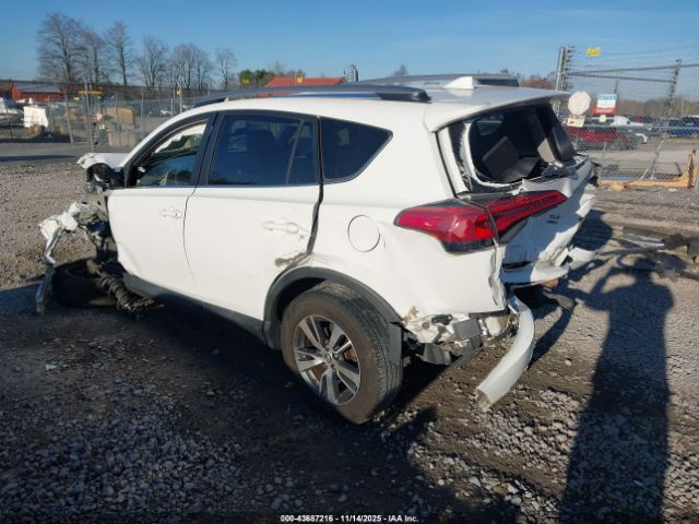 2018 TOYOTA RAV4 2T3RFREVXJW763817 Photo 2