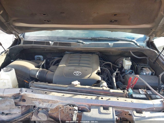 5TFRM5F11KX134681 Toyota Tundra Sr5 4.6l V8