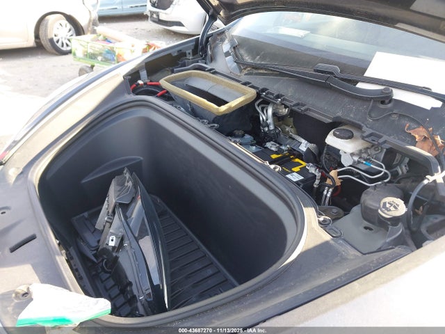 2020 TESLA MODEL Y 5YJYGDEFXLF013976 Photo 9