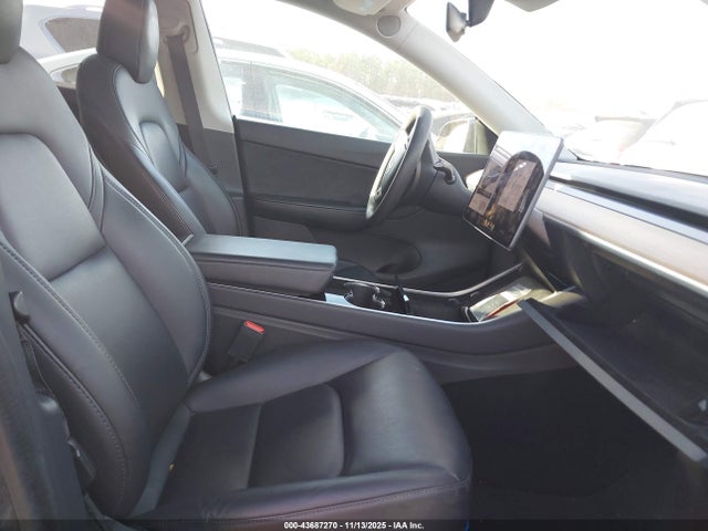2020 TESLA MODEL Y 5YJYGDEFXLF013976 Photo 4