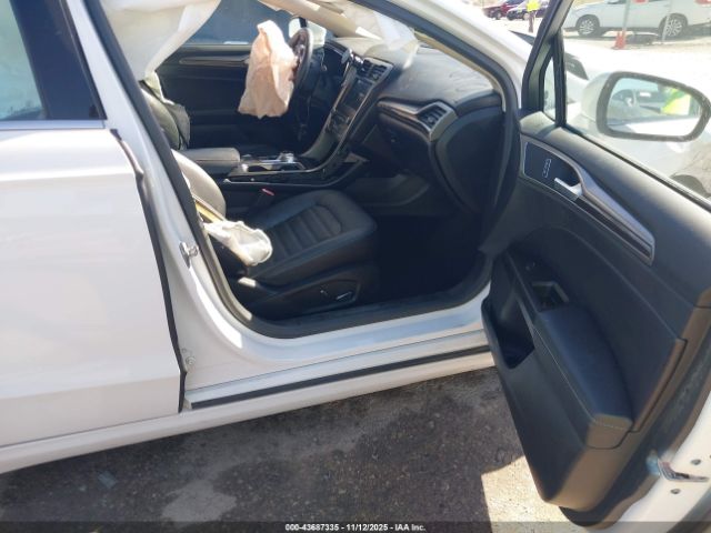 2017 FORD FUSION HYBRID 3FA6P0LU3HR359610 Photo 4