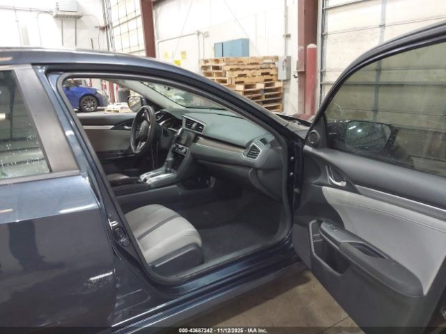 2018 HONDA CIVIC 2HGFC2F7XJH511358 Photo 4