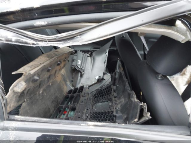 2022 NISSAN VERSA 3N1CN8DV9NL827043 Photo 7