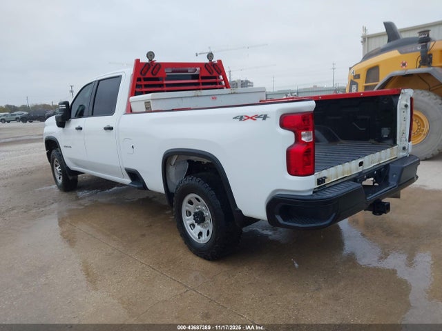 2022 CHEVROLET SILVERADO 3500HD 1GC4YSEY4NF281941 Photo 2