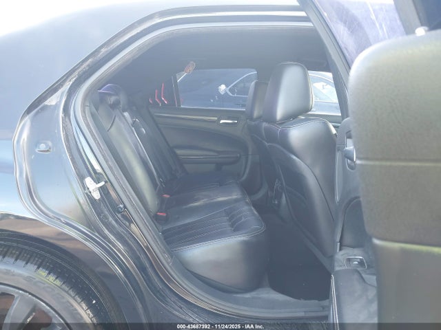 43687392 :رقم المزاد ، 2C3CCABG5EH352258 vin ، 2014 Chrysler 300 S مزاد بيع