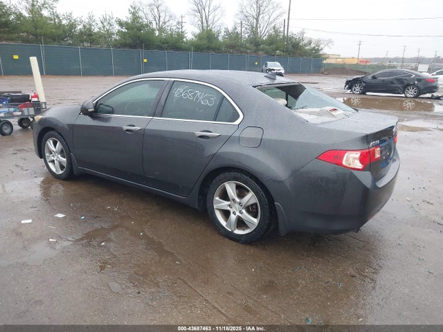 2011 ACURA TSX JH4CU2F65BC013075 Photo 2