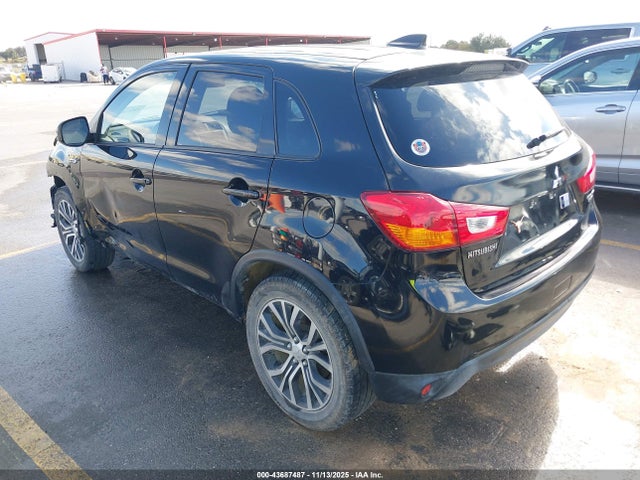 2017 MITSUBISHI OUTLANDER SPORT JA4AP3AUXHZ017909 Photo 2