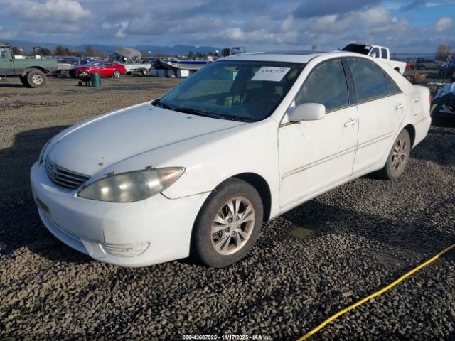 2005 TOYOTA CAMRY 4T1BF30K35U095398 Photo 1