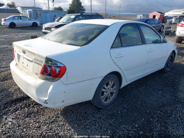 2005 TOYOTA CAMRY 4T1BF30K35U095398 Photo 3