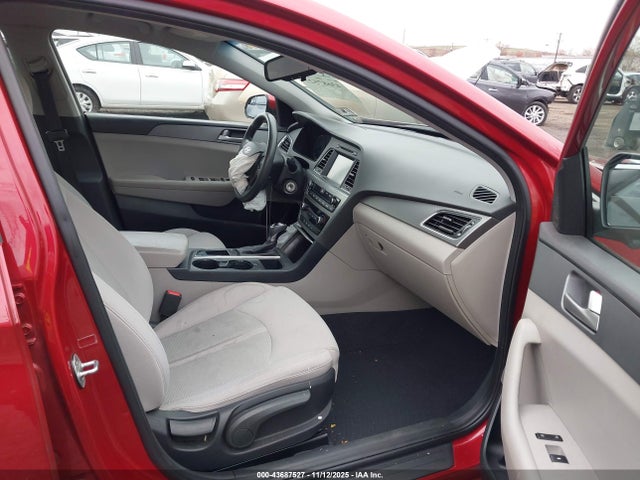 43687527 :رقم المزاد ، 5NPE24AFXHH541016 vin ، 2017 Hyundai Sonata Se مزاد بيع