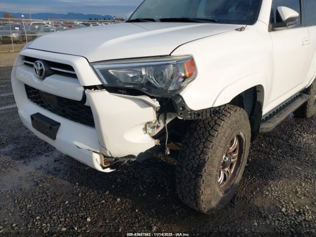 2020 TOYOTA 4RUNNER JTEBU5JRXL5789932 Photo 5