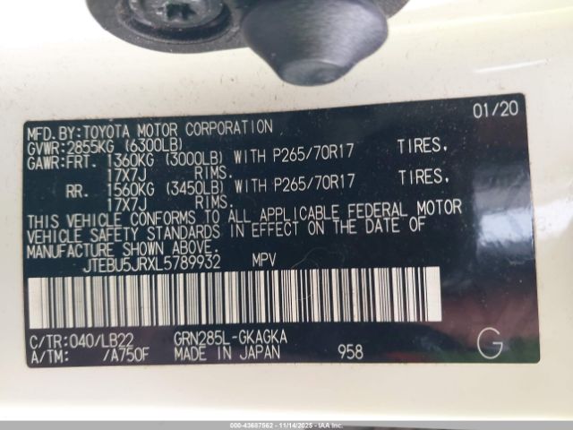 2020 TOYOTA 4RUNNER JTEBU5JRXL5789932 Photo 8