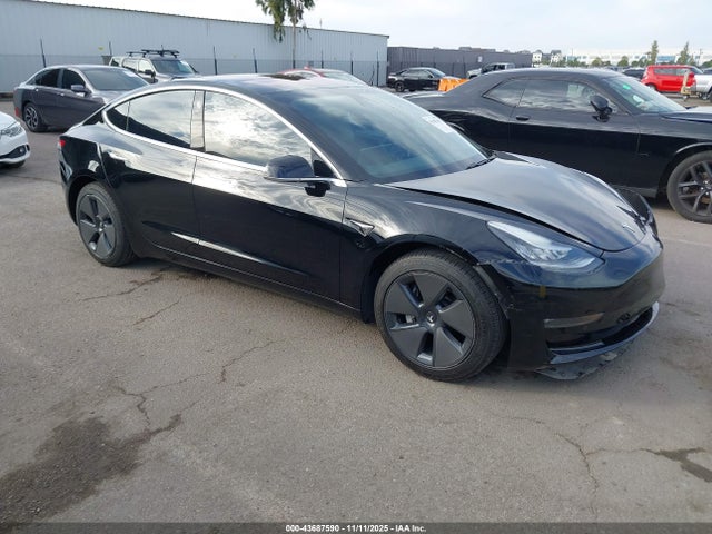 2019 TESLA MODEL 3 5YJ3E1EA5KF323938 Photo 0
