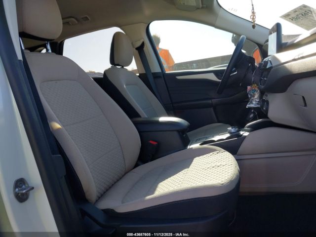 2022 FORD ESCAPE 1FMCU0G62NUA85964 Photo 4