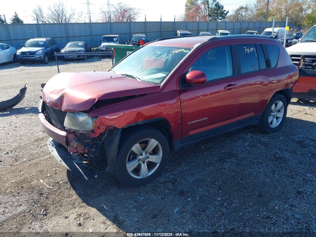 Jeep Compass Latitude 2016 1C4NJCEB7GD599951 Image 2