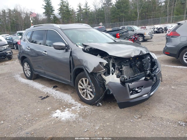 2017 NISSAN ROGUE KNMAT2MV1HP581931 Photo 0