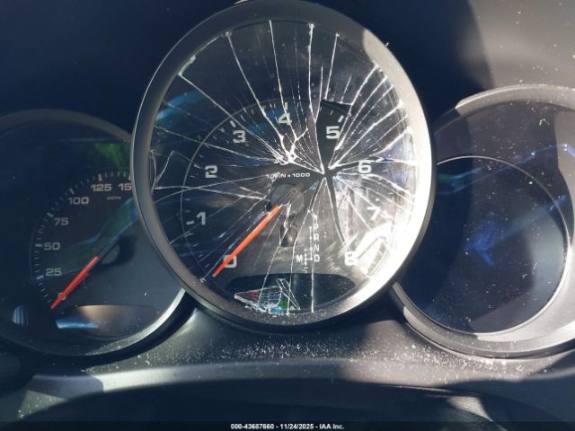 2017 PORSCHE MACAN WP1AA2A55HLB03690 Photo 6