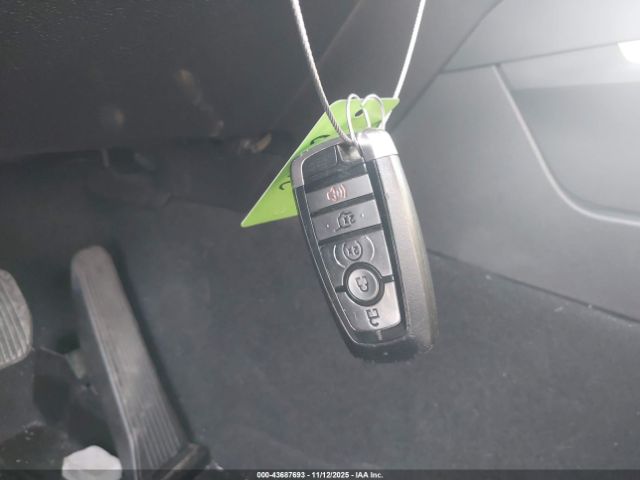 2021 FORD EXPLORER 1FMSK7DH7MGC29036 Photo 10