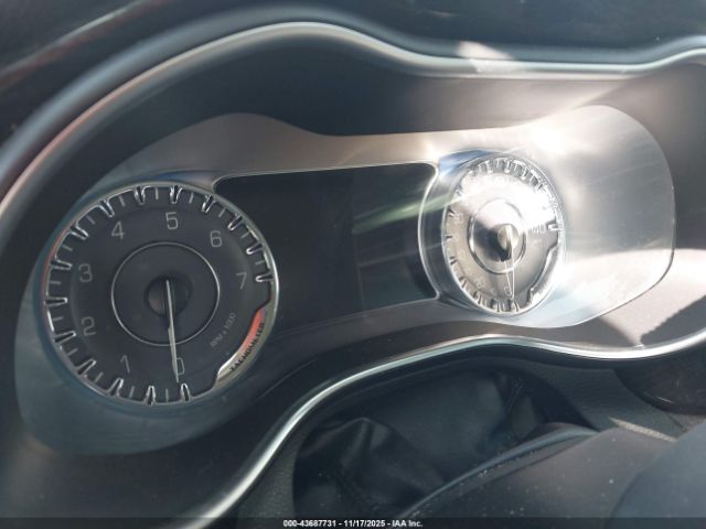 2015 CHRYSLER 200 1C3CCCCB8FN618900 Photo 5