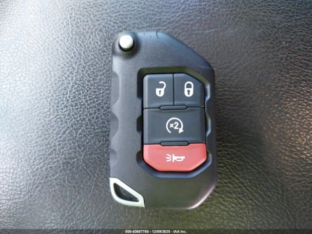 2022 JEEP WRANGLER UNLIMITED 1C4JJXFG9NW233717 Photo 10