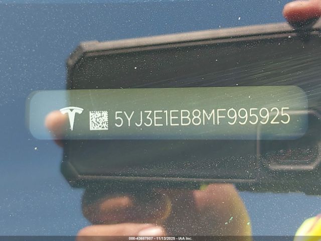 2021 TESLA MODEL 3 5YJ3E1EB8MF995925 Photo 8