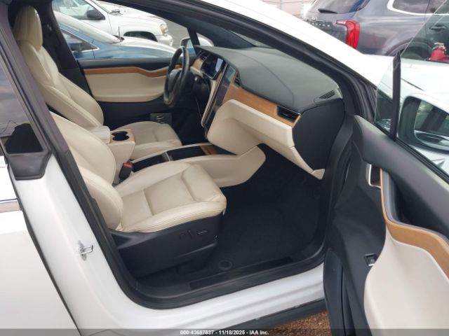 2021 TESLA MODEL X 5YJXCAE25MF321738 Photo 4