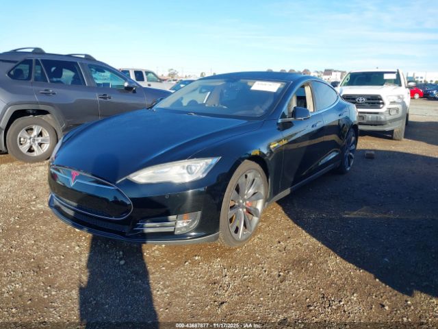 2014 TESLA MODEL S 5YJSA1H1XEFP45050 Photo 1