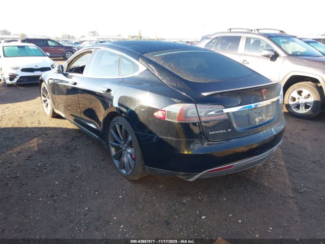 2014 TESLA MODEL S 5YJSA1H1XEFP45050 Photo 2