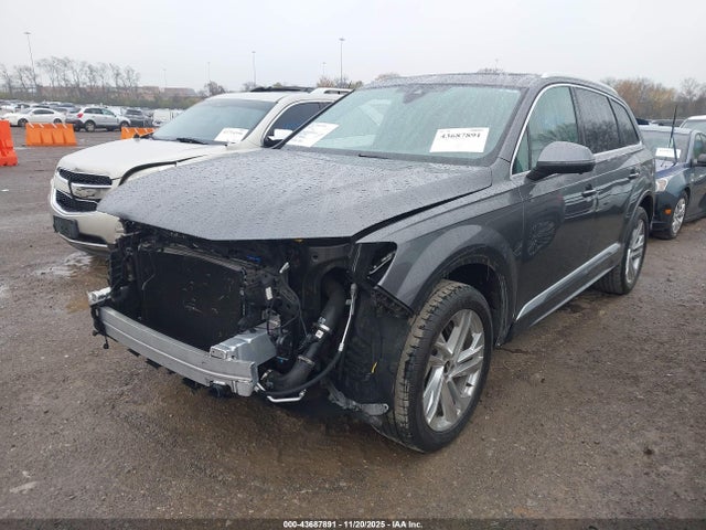 2021 AUDI Q7 WA1AJAF75MD037582 Photo 1