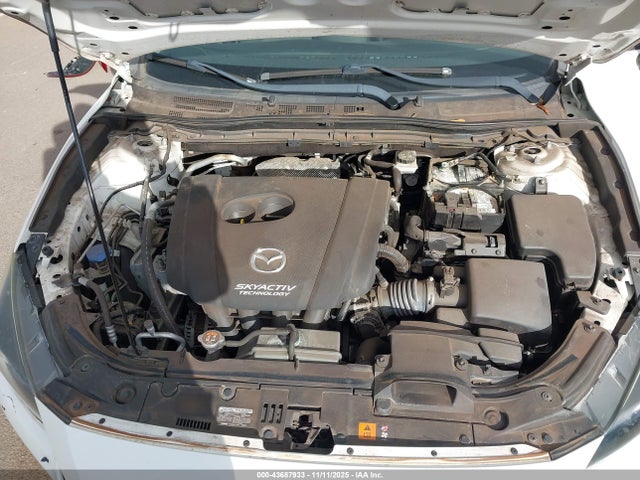 3MZBN1U70JM176100 Mazda Mazda3 Sport