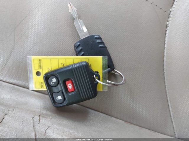 2005 MAZDA TRIBUTE 4F2YZ961X5KM32894 Photo 10