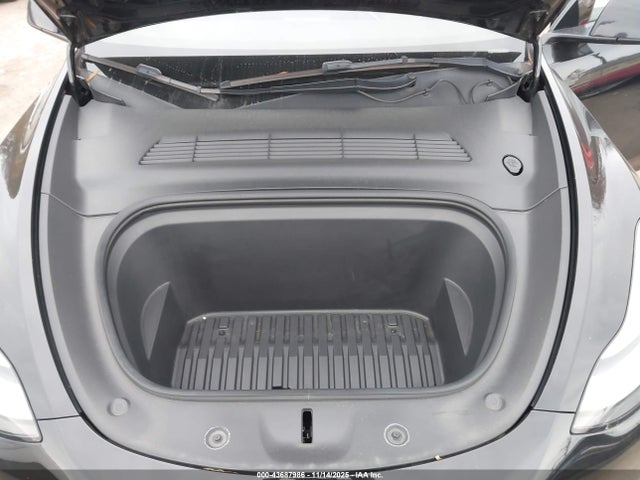 2022 TESLA MODEL Y 7SAYGDEE1NF356432 Photo 9