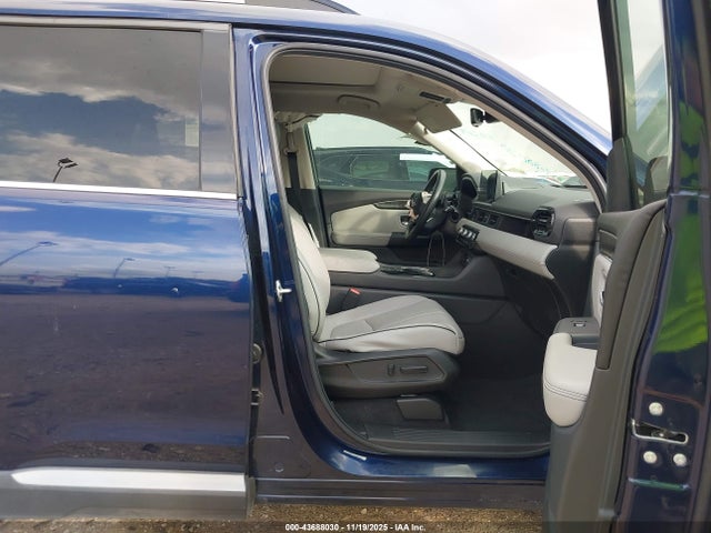 Aukcja sprzedaży 2023 Honda Pilot Awd Elite, vin: 5FNYG1H85PB005365, numer aukcji: 43688030