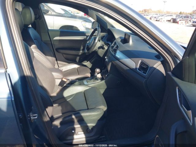 2016 AUDI Q3 WA1GFCFS1GR024217 Photo 4