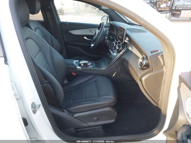 2019 MERCEDES-BENZ GLC 300 COUPE WDC0J4KB0KF581674 Photo 4