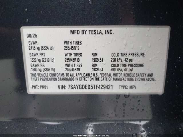 2026 TESLA MODEL Y 7SAYGDED5TF429421 Photo 8