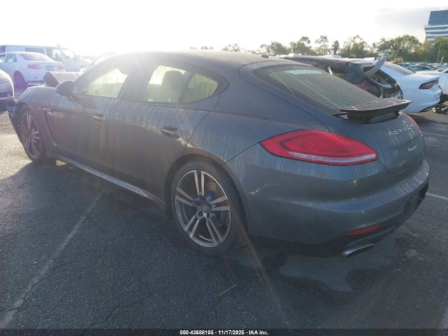 2014 PORSCHE PANAMERA WP0AA2A72EL013945 Photo 2