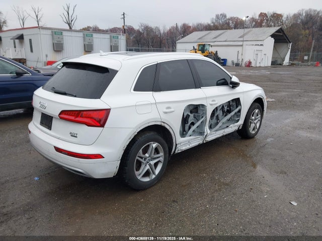 2018 AUDI Q5 WA1BNAFY6J2234074 Photo 3