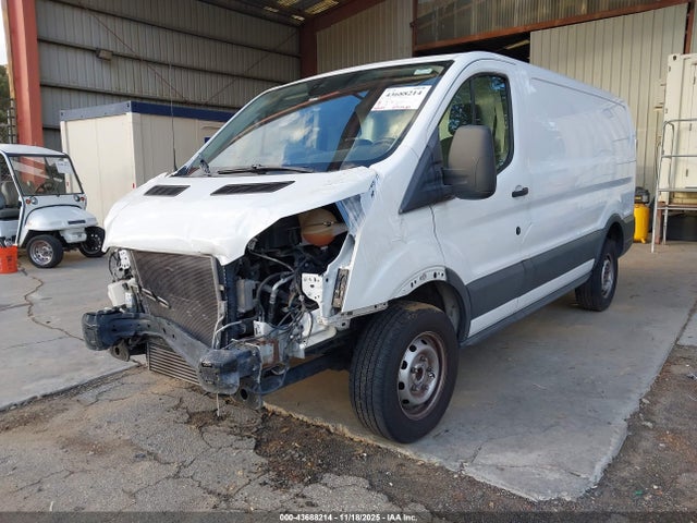 Ford Transit 2018 1FTYR1YG6JKB55156 Image 2