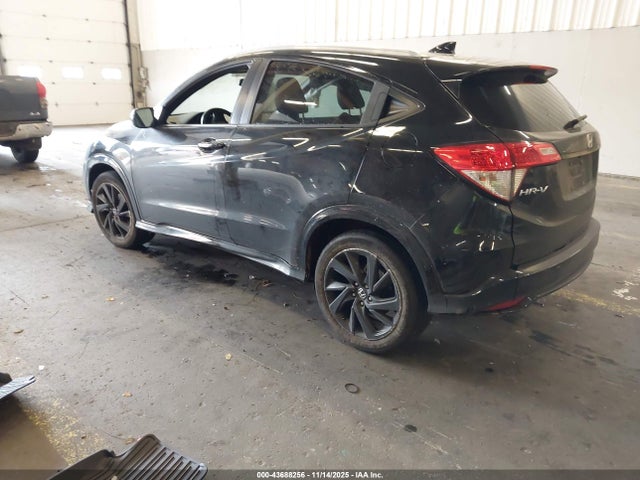 2021 HONDA HR-V 3CZRU6H13MM750016 Photo 2