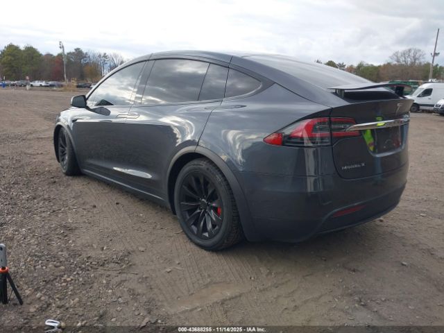 2017 TESLA MODEL X 5YJXCBE26HF039314 Photo 2