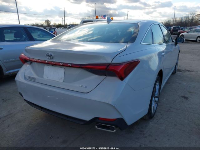 2022 TOYOTA AVALON 4T1AZ1FB2NU081894 Photo 3