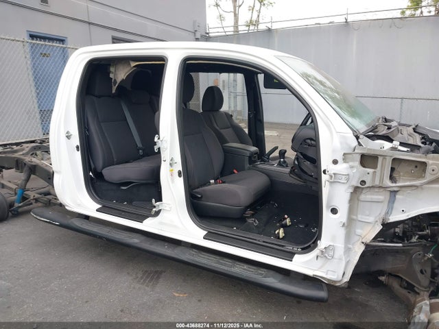 3TMBZ5DN9KM018241 Toyota Tacoma Trd Sport