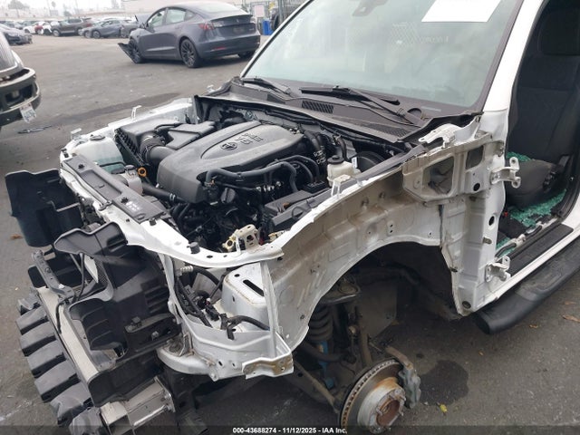 3TMBZ5DN9KM018241 Toyota Tacoma Trd Sport