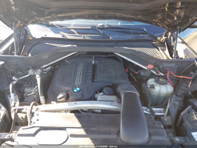 2016 BMW X5 5UXKR2C59G0U17269 Photo 9