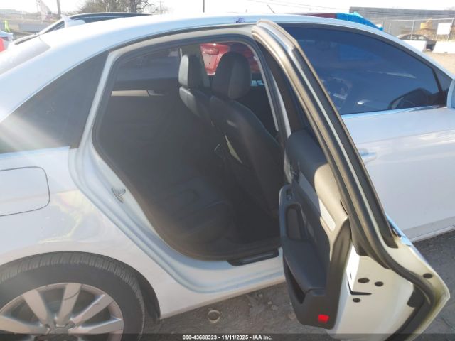 2011 AUDI A4 WAUFFAFL9BN019357 Photo 7