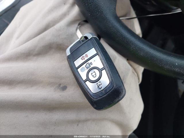 2018 FORD FUSION HYBRID 3FA6P0LU1JR117372 Photo 10