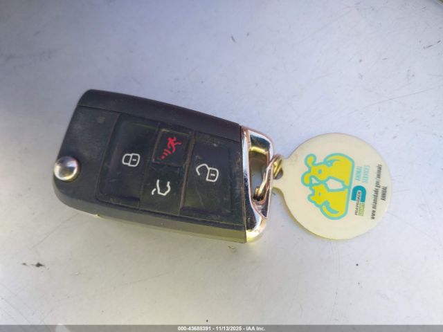 2021 VOLKSWAGEN TIGUAN 3VV3B7AX2MM107938 Photo 10