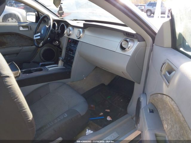 2006 FORD MUSTANG 1ZVFT80N665245096 Photo 4