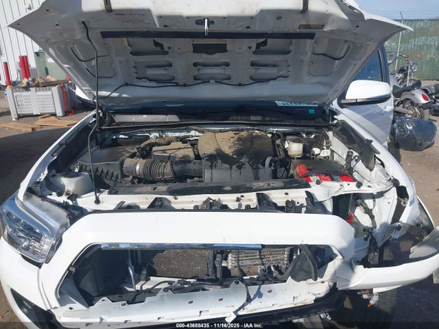 3TMCZ5AN3KM287795 Toyota Tacoma Trd Sport